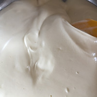 #硬核菜谱制作人#巧克力豆杯子蛋糕的做法图解6