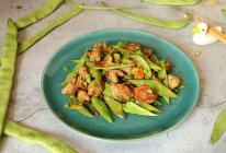 馋嘴下饭鸭肉扁豆角