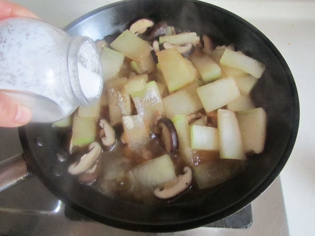 口蘑冬瓜汤，做好这点，汤清澈鲜香又好喝
