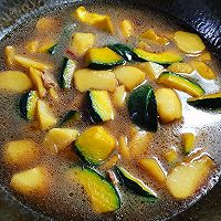 土豆炖南瓜的做法图解8