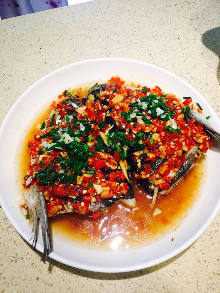 剁椒鱼头的做法