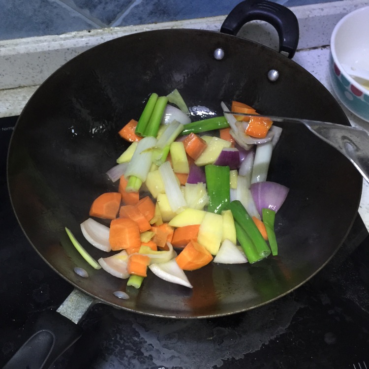 红烧牛肉的做法图解3