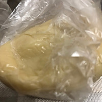 玉米油版蛋黄酥的做法图解2
