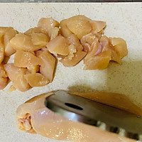 （鸡肉版）菠萝咕噜肉的做法图解2
