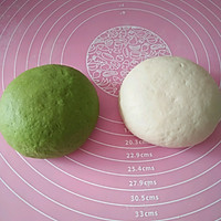 花样馒头，宝宝奶香豌豆馒头的做法图解1