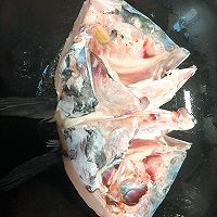 鱼头豆腐汤的做法图解4