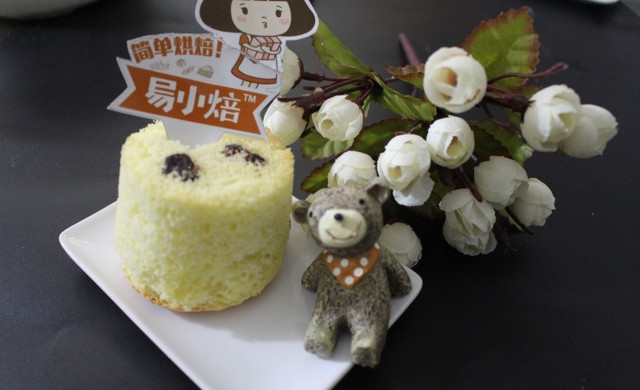 爱上易小焙从“无油无水蔓越莓纸杯蛋糕”开始