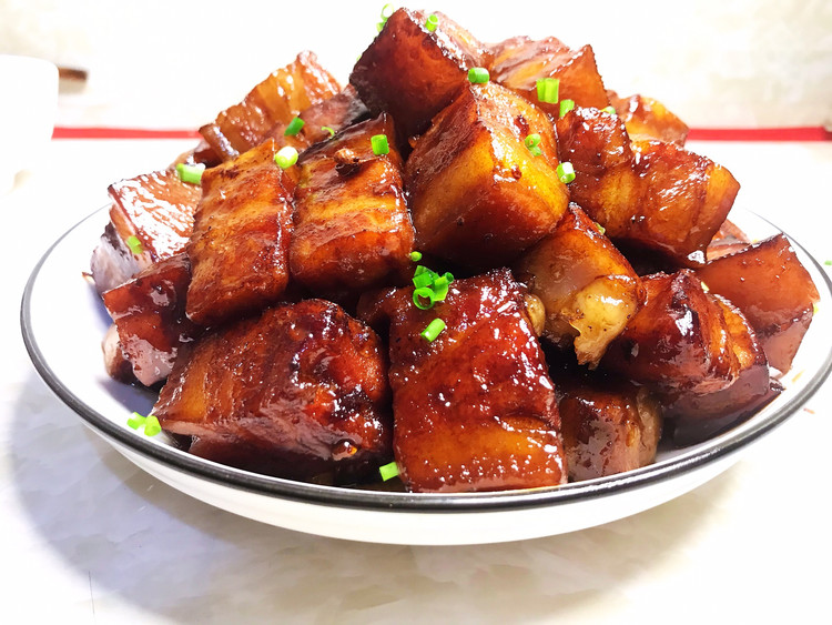 入口即化的红烧肉的做法