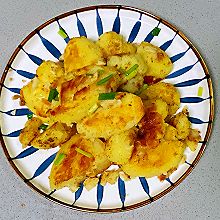 【孕妇食谱】香煎孜然小土豆，土豆绵沙软糯，秒杀路边摊儿～