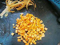 香菇蛋炒饭的做法图解3