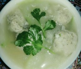 冬瓜丸子汤（冬日暖胃汤）的做法