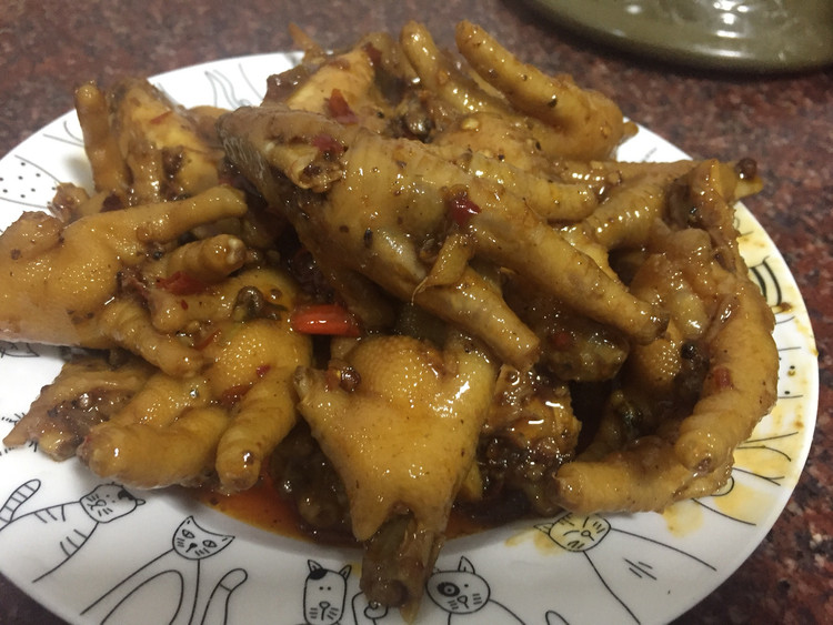 香辣鸡脚的做法