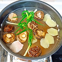 五福临门-- 鲜虾咸肉汤的做法图解12