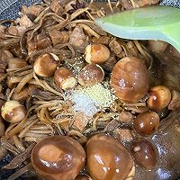 不用炒糖色的红烧肉一点都不油腻！的做法图解12