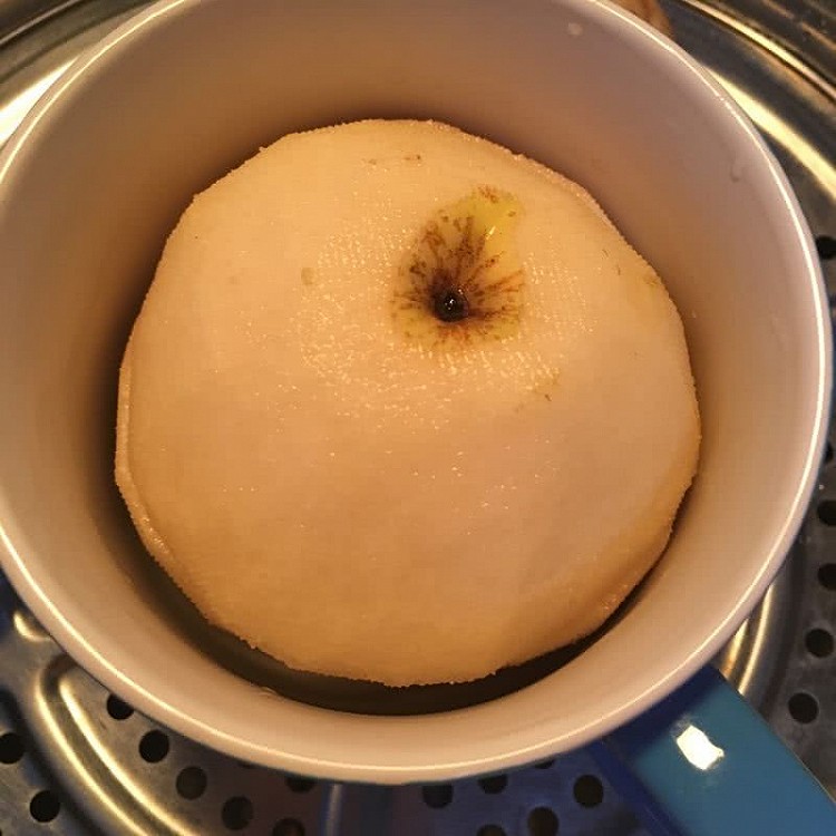 川贝冰糖蒸雪梨的做法