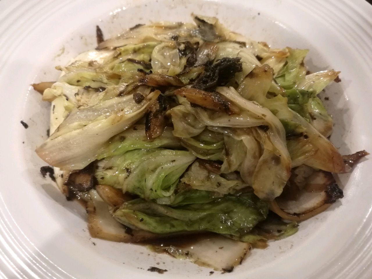 Stir fried cabbage with olive