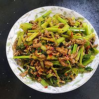 香芹小炒嫩牛肉的做法图解9