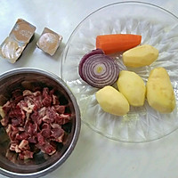 咖喱土豆牛肉的做法图解1