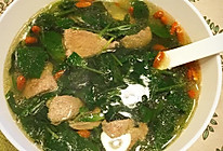 枸杞菠菜猪肝汤的做法