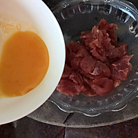 咖喱牛肉菠萝饭#金龙鱼外婆家小榨菜籽油 最强家乡菜#的做法图解7