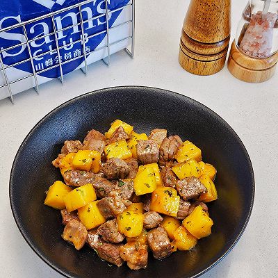 菠萝牛肉粒