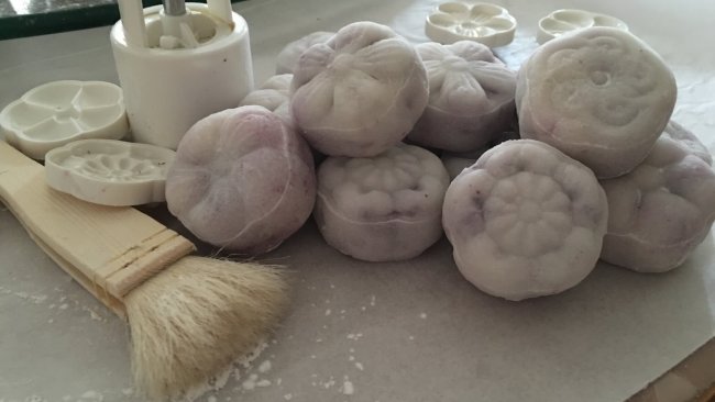 紫薯奶酪冰皮月饼的做法