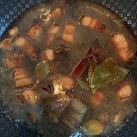红烧肉炖豆角干的做法图解6