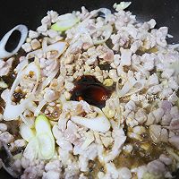榄菜肉末四季豆#米饭最强CP#的做法图解3