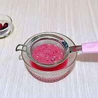 #百变莓小姐#蔓越莓石榴汁的做法图解6