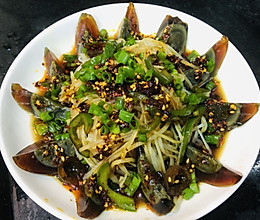 皮蛋土豆丝的做法