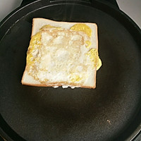 黄金煎蛋面包的做法图解7