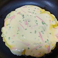 鸡蛋火腿软饼【宝宝最爱早餐】的做法图解6
