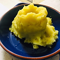 火山土豆泥的做法图解2