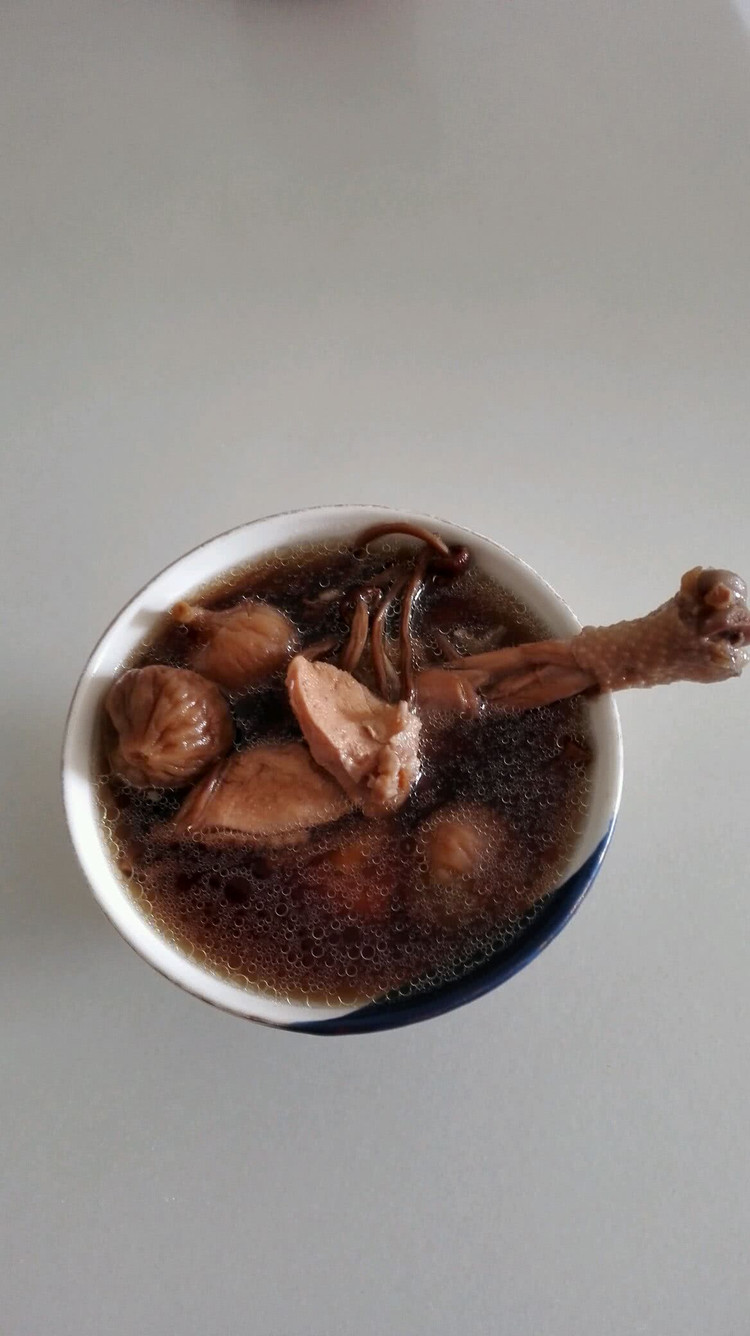 茶树菇无花果煲鸡汤（高压锅版）的做法