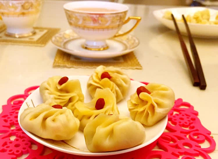 灌汤肉蔬包