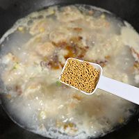 #解腻开胃就吃它#青菜海鲜饺子汤的做法图解6