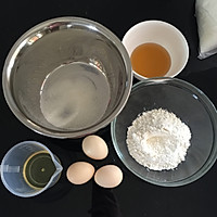 蜂蜜纸杯蛋糕的做法图解1