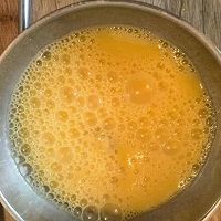 胡萝卜炒蛋的做法图解2