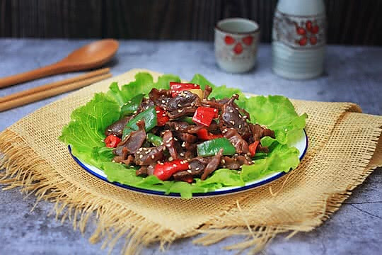 多彩滋味—爆炒鸭肫的做法