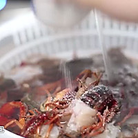 麻辣小龙虾：夏天无法抵抗的宵夜，隔着屏幕都觉得香！的做法图解2