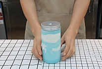 小兔奔跑奶茶教程：韩国网红奶茶蓝天白云的做法的做法