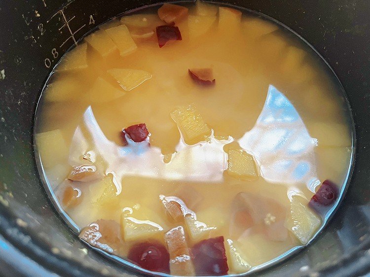 苹果小米红枣粥的做法