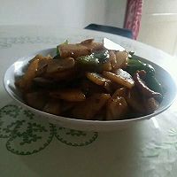 青椒土豆炒肉的做法图解8