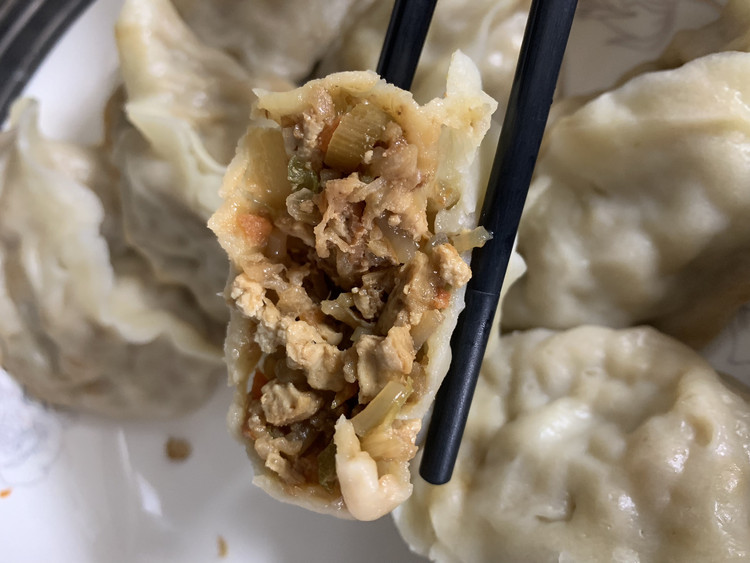 豆腐白萝卜粉条蒸饺的做法
