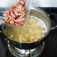 沙虫粉丝肉片汤的做法图解11