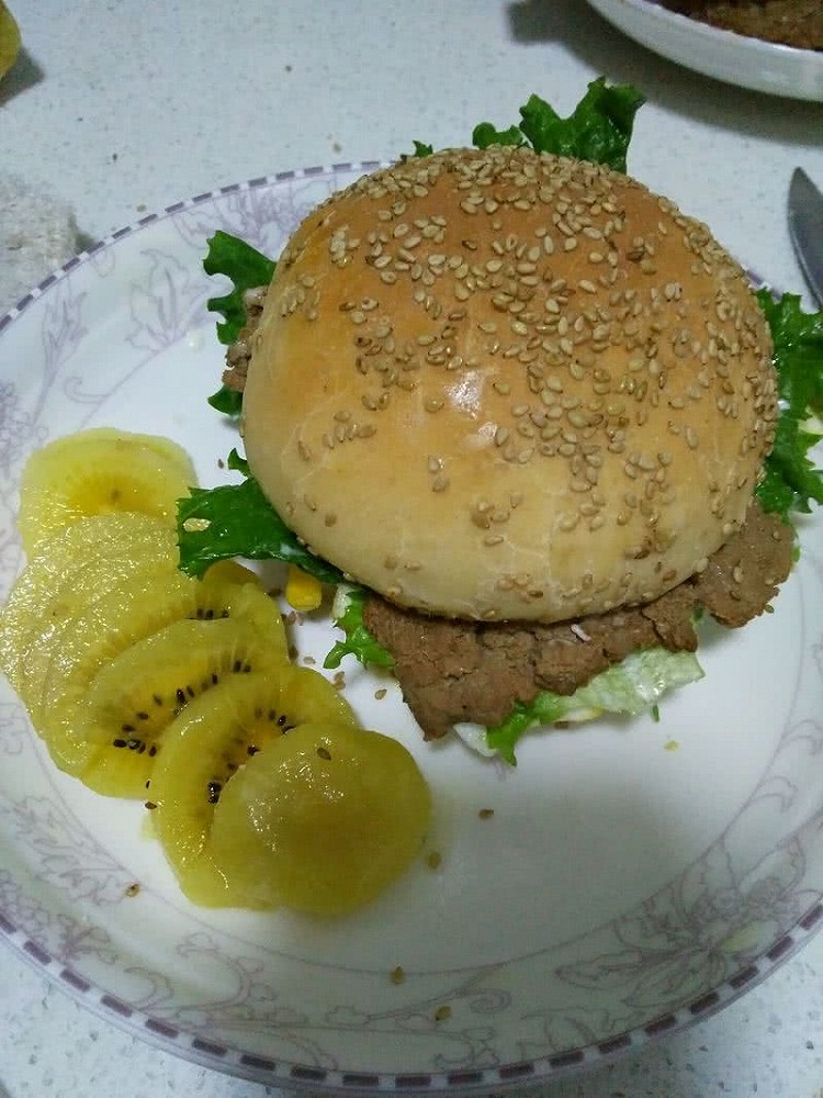 自制牛肉汉堡的做法