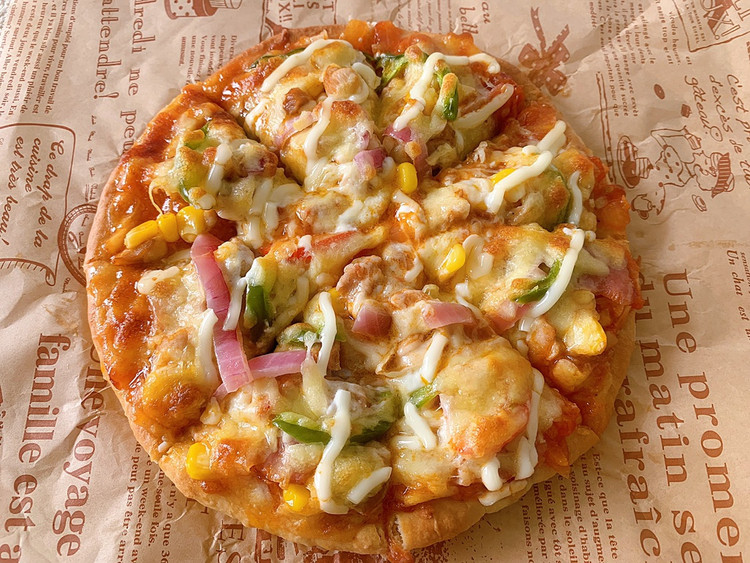 超好吃的奥尔良鸡肉培根披萨的做法