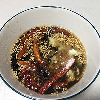 蒜蓉凉拌菠菜粉丝花生米的做法图解7