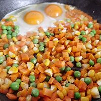 快手早餐：杂蔬炒饭的做法图解4