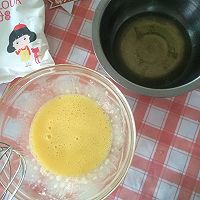 爱上易小焙从“抹茶戚风蛋糕”开始的做法图解3